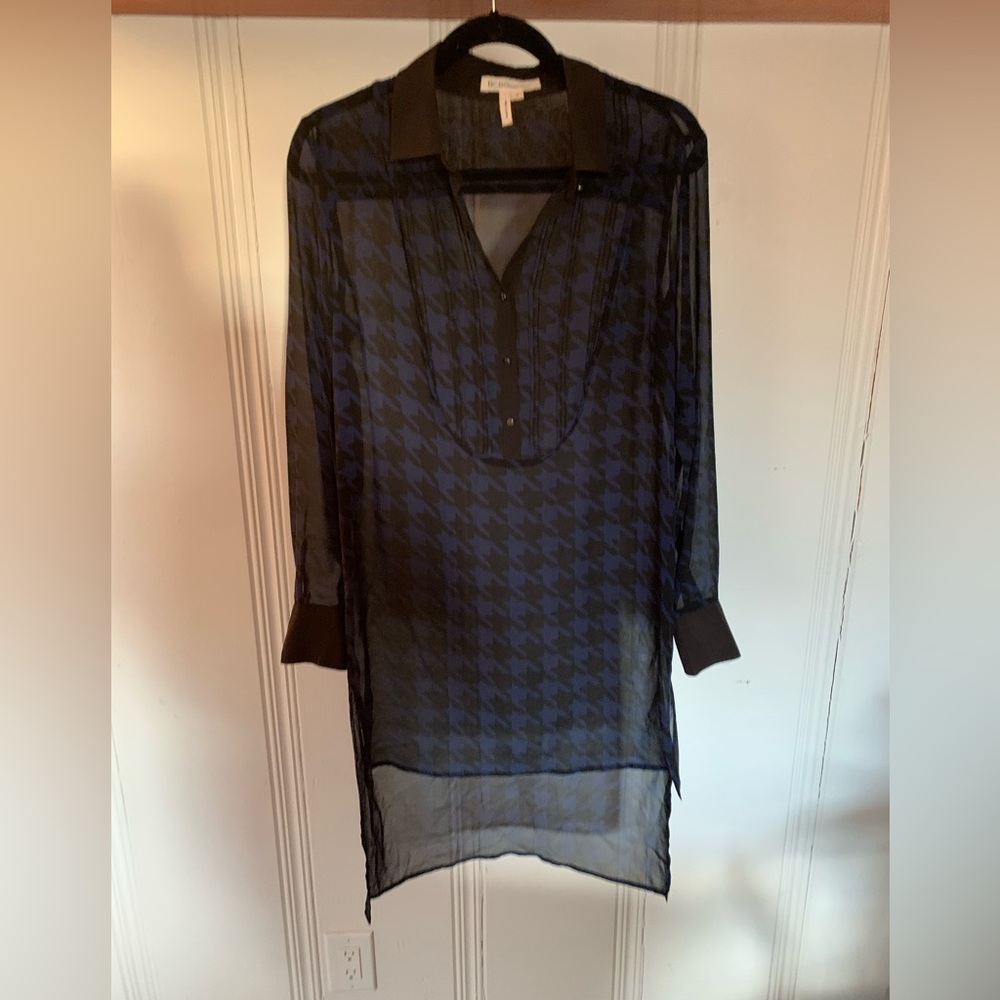 BCBG Sheer Blue and Black Print Tunic Sz M